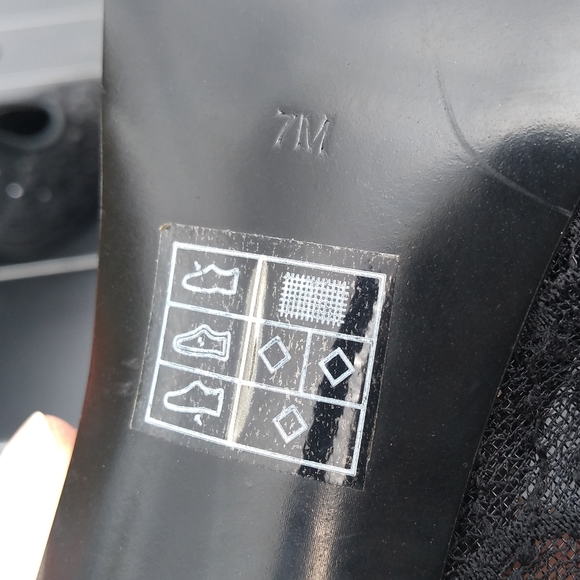 Nine West Black High Heels, Size 7M, Lace & Gems, Like New - Picture 12 of 12